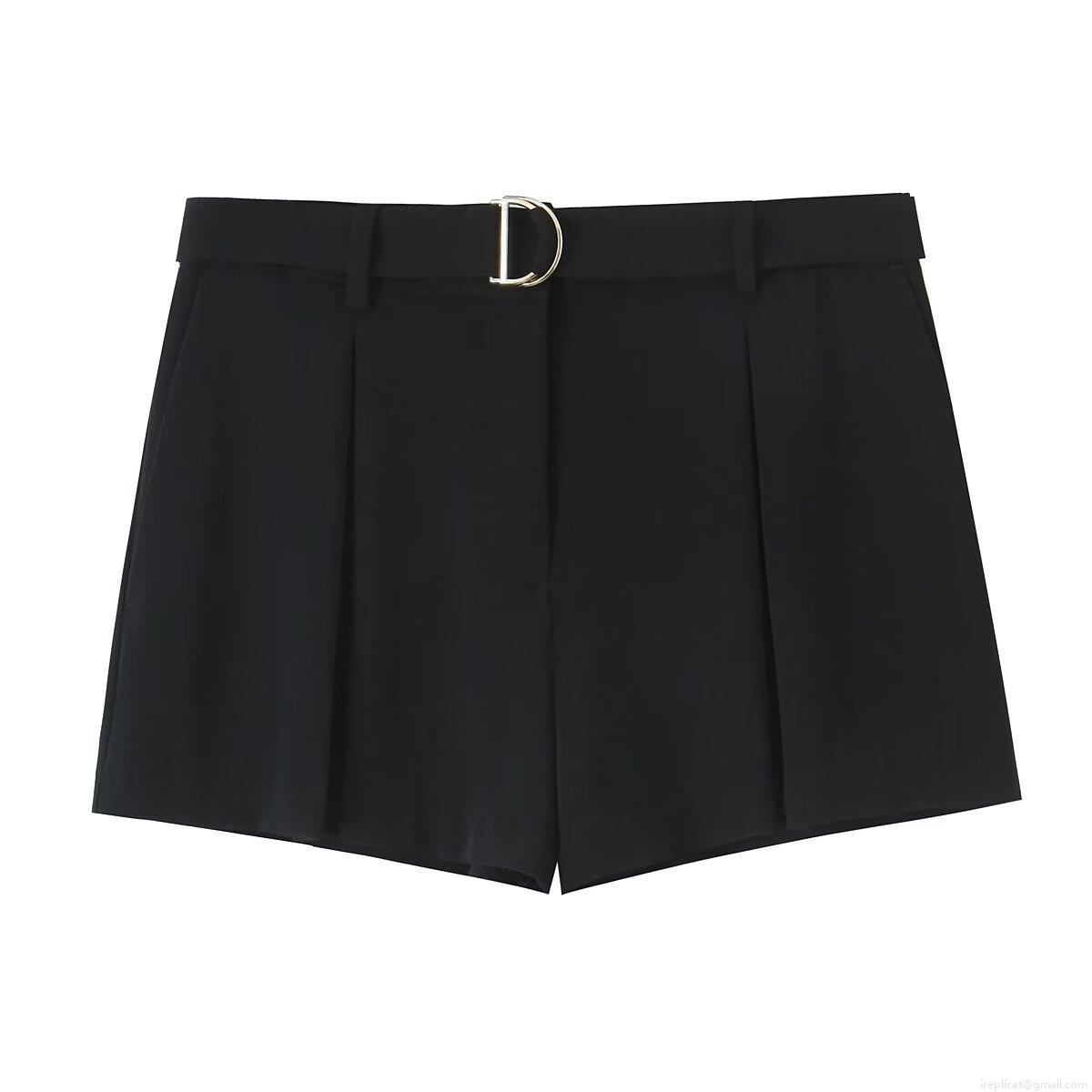 Women's Casual Black Shorts With Gold D-Shaped Buckle Belt Pleated High Waist Fashion Short Pants For Summer Daily Wear